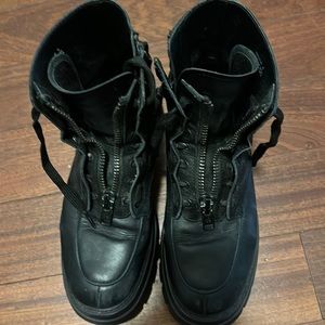 Ash combat black leather, size 6 boots
